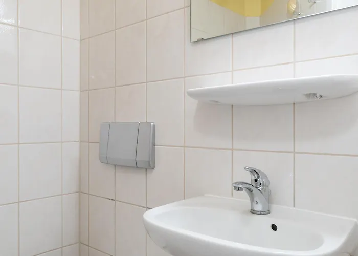 323, Seepark Зеллин